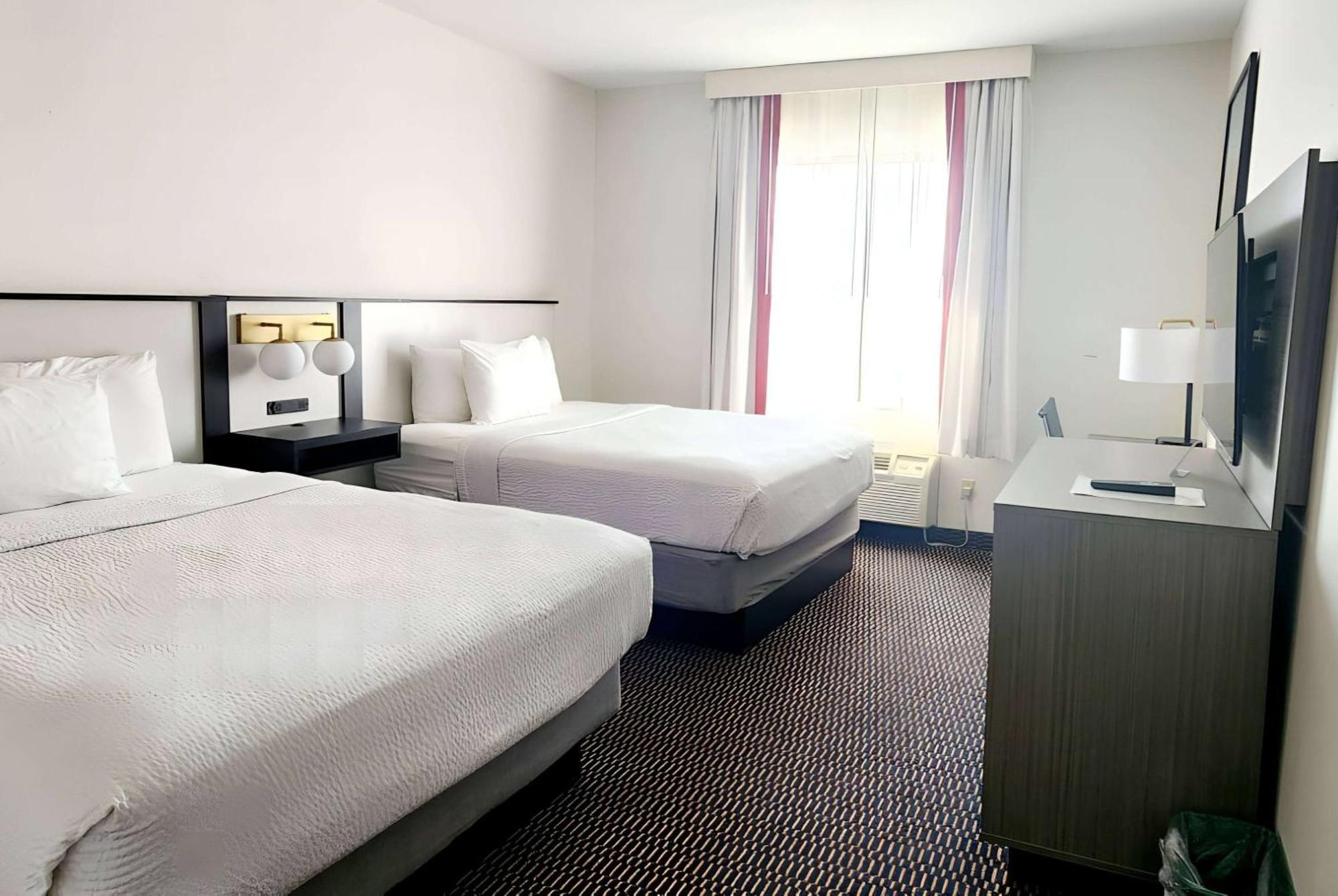 Готель Ramada By Wyndham Колумбія Екстер'єр фото
